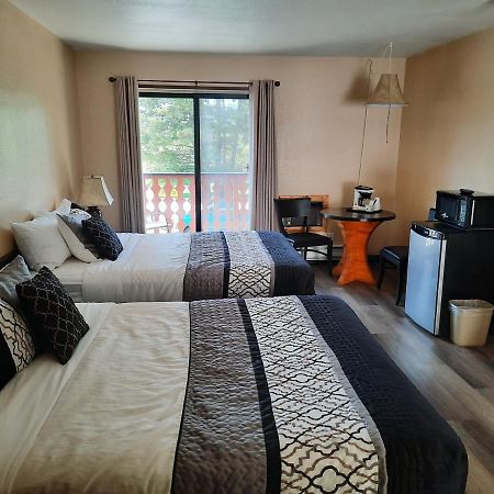 Alpen Motel เรเดียมฮอตสปริงส์ ภายนอก รูปภาพ